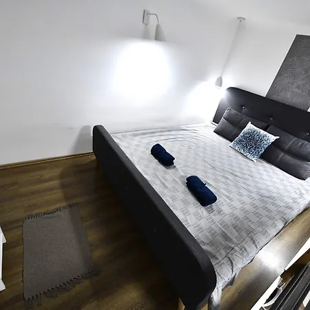 Apartment Cosy Flat In Kiraly Str, King *
