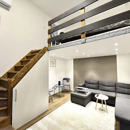 Cosy Flat In Kiraly Str, King Budapest