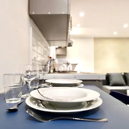 Apartment Cosy Flat In Kiraly Str, King